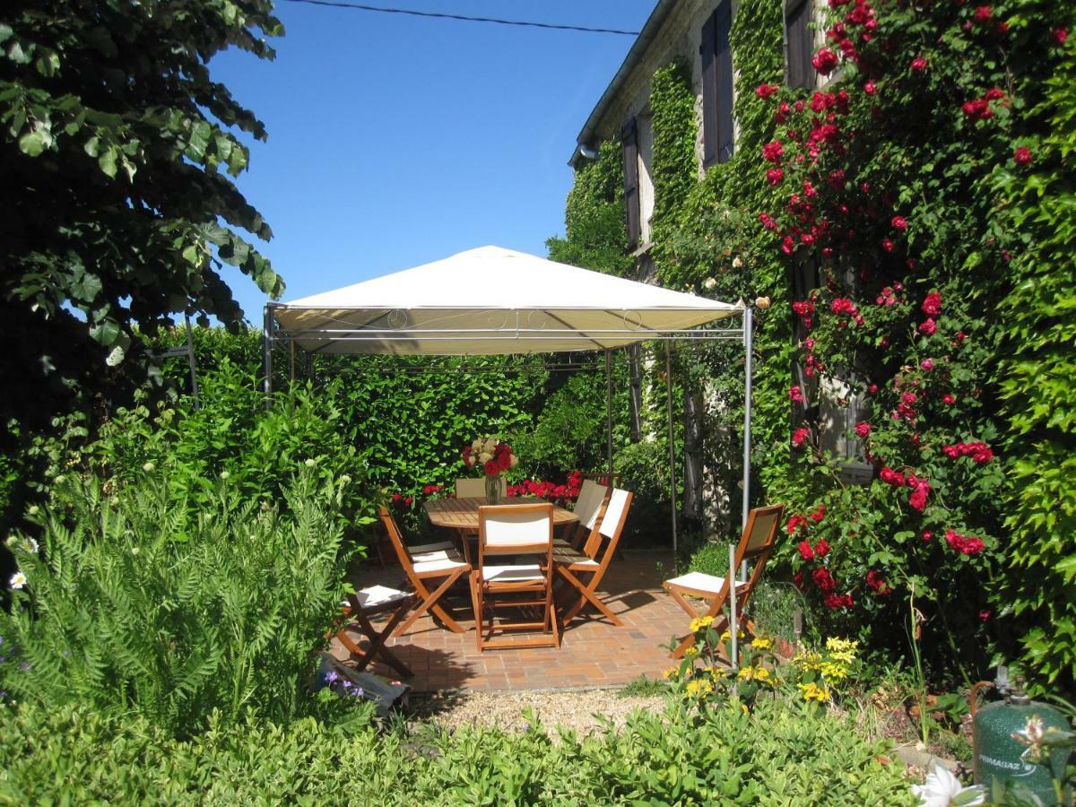 La Ferme Le Merger Bed & Breakfast La Ferté-Gaucher Eksteriør bilde