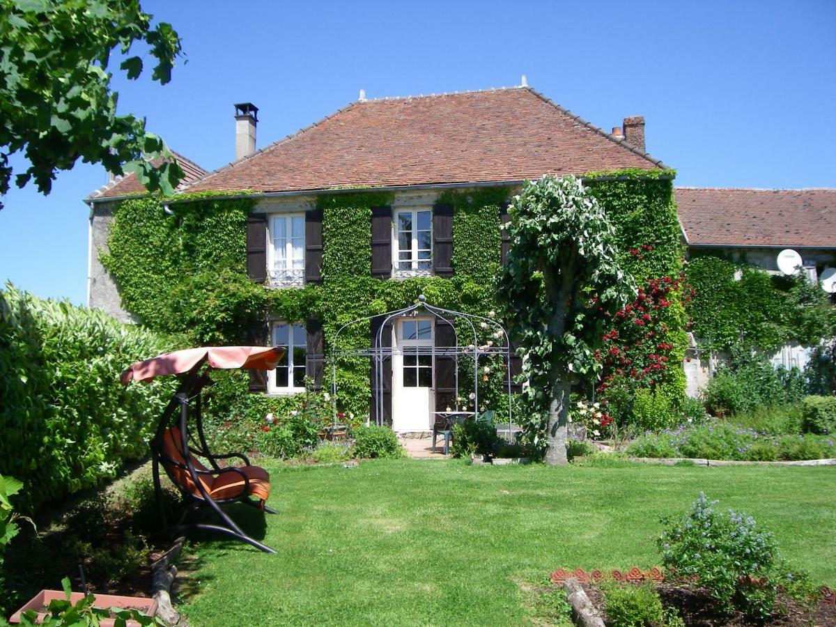 La Ferme Le Merger Bed & Breakfast La Ferté-Gaucher Eksteriør bilde